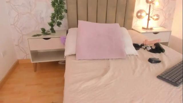 Image 10 of roma_love_ Stream on Chaturbate on 22 days ago