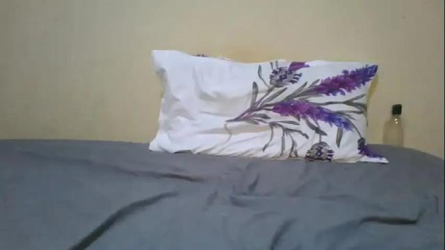 Image 3 of romantic2u4 Stream on Chaturbate on 3 days ago