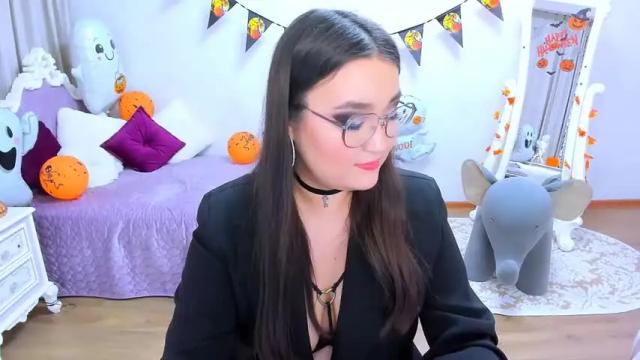 Image 7 of romanticlook Stream on Chaturbate on 18 months ago