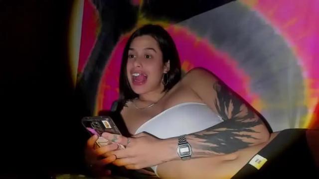 Image 2 of romeowithjulieta Stream on Chaturbate on 18 months ago
