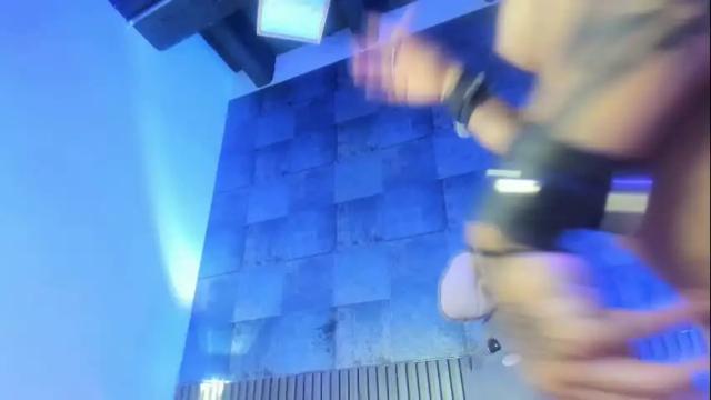 Image 3 of rominnakonde Stream on Chaturbate on 1 month ago