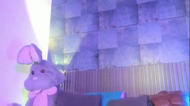 Image 3 of rominnakonde Stream on Chaturbate on 17 days ago