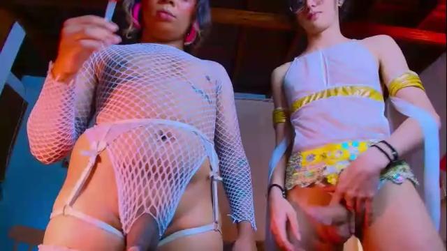 Image 4 of romirousexx Stream on Chaturbate on 19 days ago