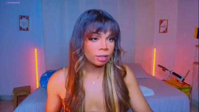 Image 2 of romirousexx Stream on Chaturbate on 10 days ago