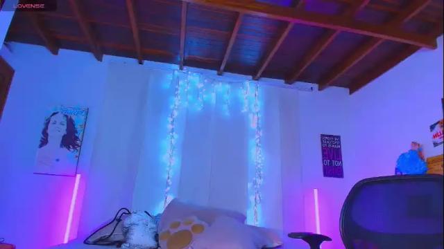 Image 6 of romirousexx Stream on Chaturbate on 1 month ago