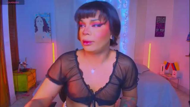 Image 7 of romirousexx Stream on Chaturbate on 1 month ago