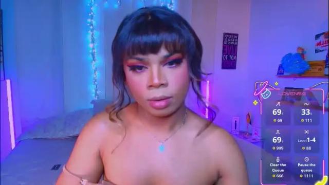 Image 10 of romirousexx Stream on Chaturbate on 26 days ago
