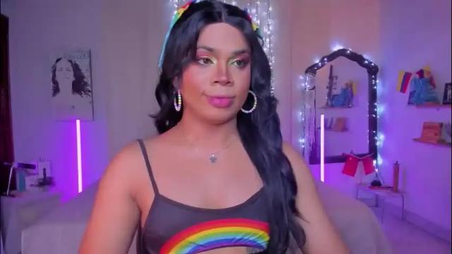 Image 3 of romirousexx Stream on Chaturbate on 11 days ago