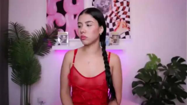 Image 8 of ronieeplay Stream on Chaturbate on 17 months ago