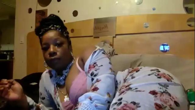 Image 4 of ronionly24 Stream on Chaturbate on 19 months ago