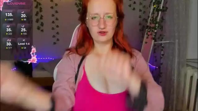 Image 7 of roniya_v Stream on Chaturbate on 3 months ago