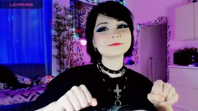 Image 3 of ronnie_neko Stream on Chaturbate on 17 months ago