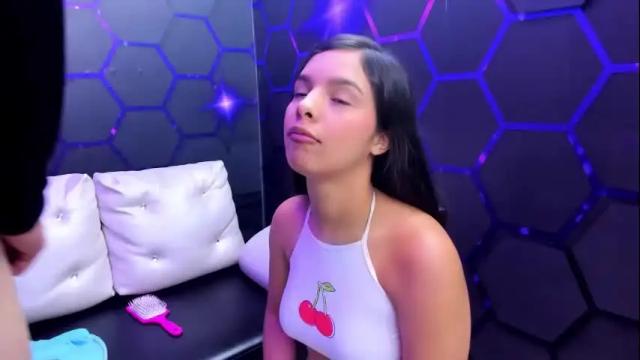 Image 4 of room_kitty Stream on Chaturbate on 1 month ago