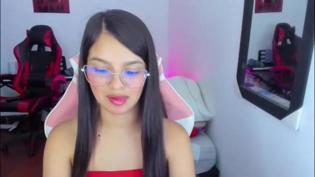 Image 6 of room_kitty Stream on Chaturbate on 3 days ago