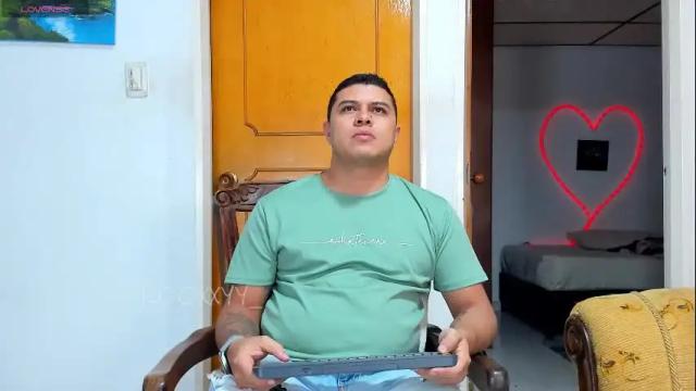 Image 8 of rooxxyy_ Stream on Chaturbate on 1 month ago