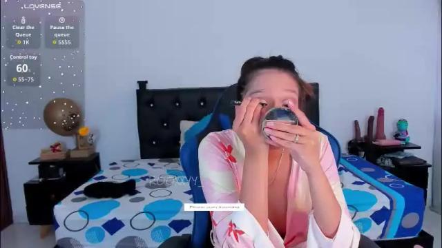 Image 2 of rooxxyy_ Stream on Chaturbate on 1 month ago