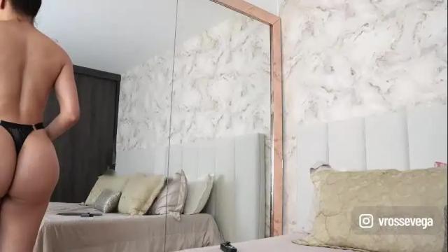 Image 10 of rosalie_vega Stream on Chaturbate on 15 days ago