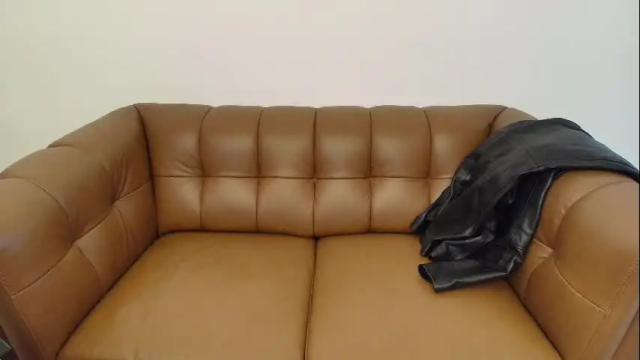Image 2 of rosaliecaine Stream on Chaturbate on 2 months ago