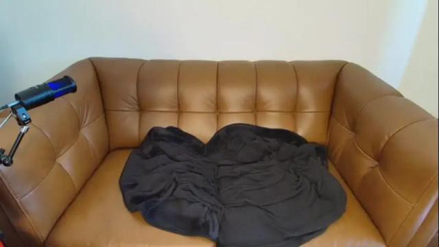 Image 4 of rosaliecaine Stream on Chaturbate on 12 days ago