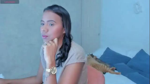 Image 2 of rosaliiaa1 Stream on Chaturbate on 1 month ago