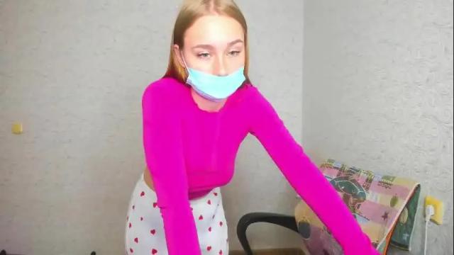Image 2 of rosalina1690 Stream on Chaturbate on 17 days ago