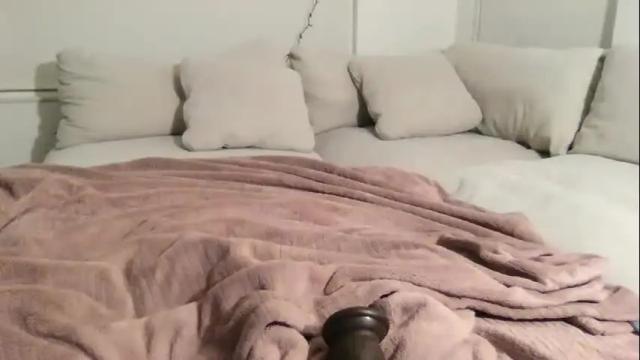 Image 8 of rosalinatoosexy Stream on Chaturbate on 13 days ago