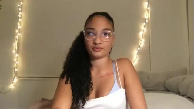 Thumbnail 1, rosalinatoosexy's Stream at Chaturbate, 2 months ago