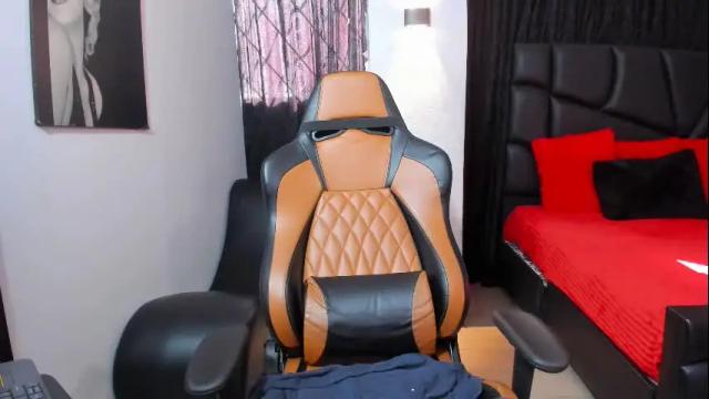 Image 6 of rosalinda_cortez Stream on Chaturbate on 1 month ago