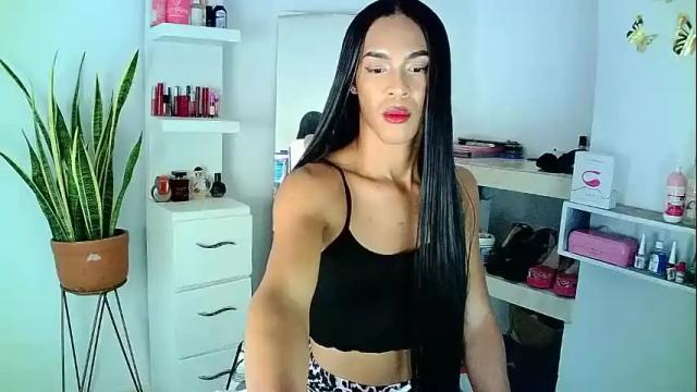 Image 2 of rosalindasexy Stream on Chaturbate on 1 month ago