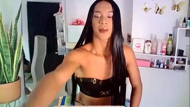 Image 6 of rosalindasexy Stream on Chaturbate on 20 days ago