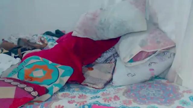 Image 4 of rosalynda_collen Stream on Chaturbate on 12 months ago