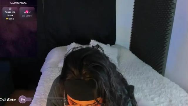 Image 4 of rosario215_ Stream on Chaturbate on 2 months ago