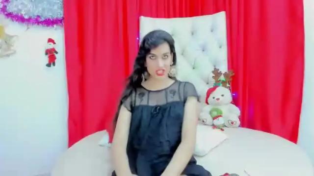 Image 3 of rosario_44 Stream on Chaturbate on 18 months ago