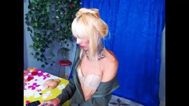 Image 7 of rosario_bankoo Stream on Chaturbate on 20 months ago