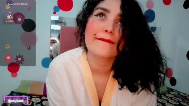 Image 2 of rosario_morgan Stream on Chaturbate on 13 months ago