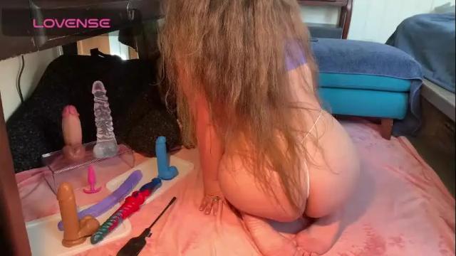 Image 4 of rosasilva Stream on Chaturbate on 3 months ago
