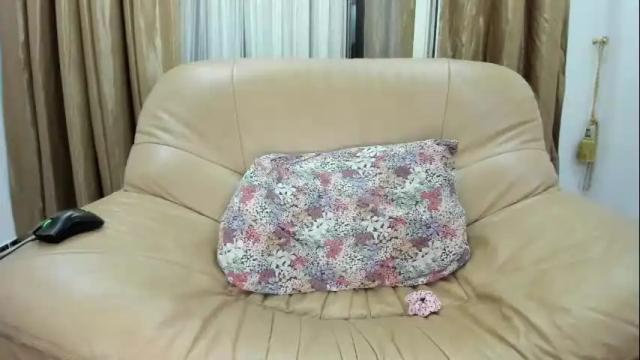 Image 2 of rosasweet02 Stream on Chaturbate on 1 month ago