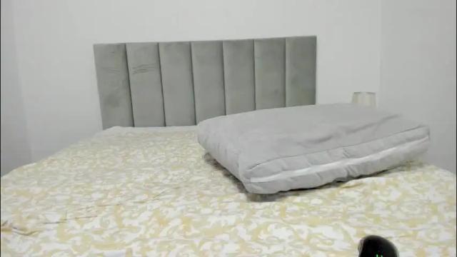 Image 4 of rosasweet02 Stream on Chaturbate on 4 days ago