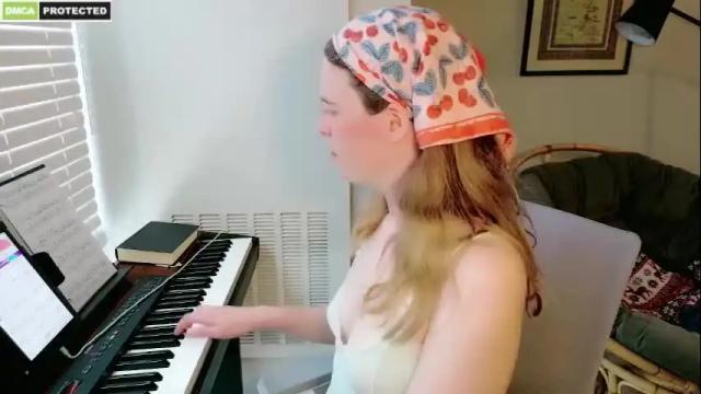 Image 6 of rose77782 Stream on Chaturbate on 1 month ago