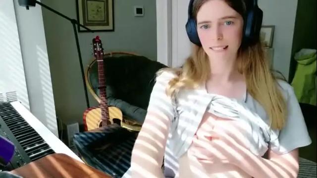 Image 11 of rose77782 Stream on Chaturbate on 14 days ago