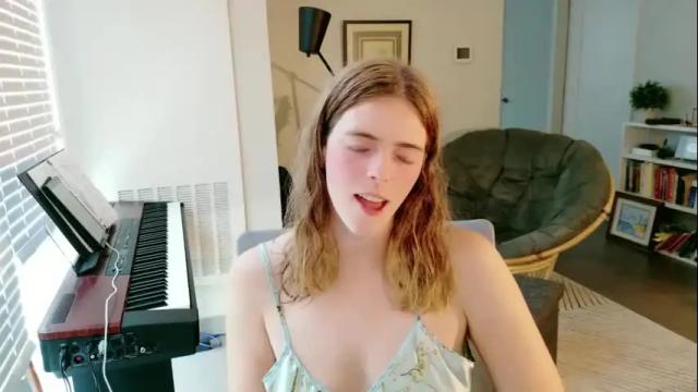 Image 6 of rose77782 Stream on Chaturbate on 5 months ago