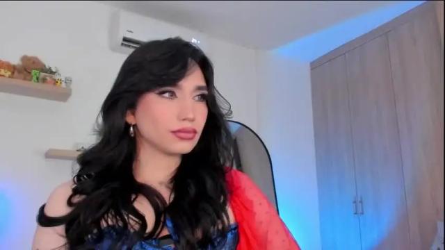 Image 2 of rose__saenz Stream on Chaturbate on 5 months ago