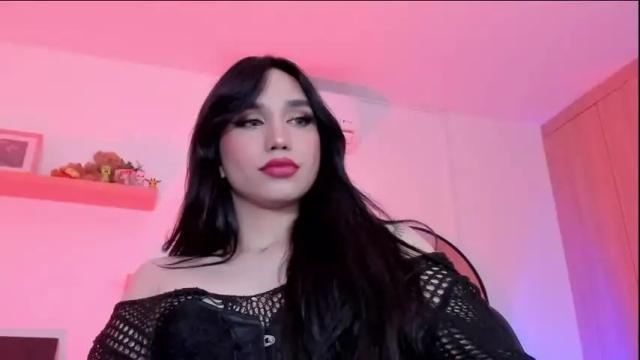 Image 2 of rose__saenz Stream on Chaturbate on 3 months ago