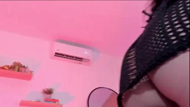 Image 7 of rose__saenz Stream on Chaturbate on 3 months ago