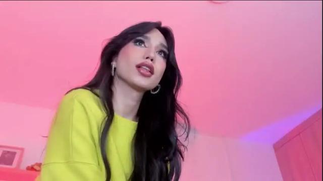 Image 12 of rose__saenz Stream on Chaturbate on 3 months ago