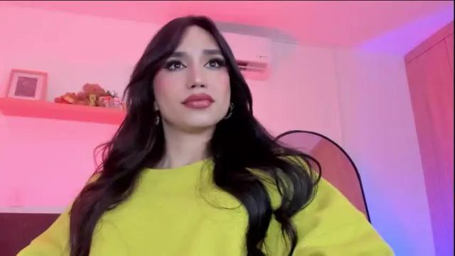 Image 3 of rose__saenz Stream on Chaturbate on 3 months ago
