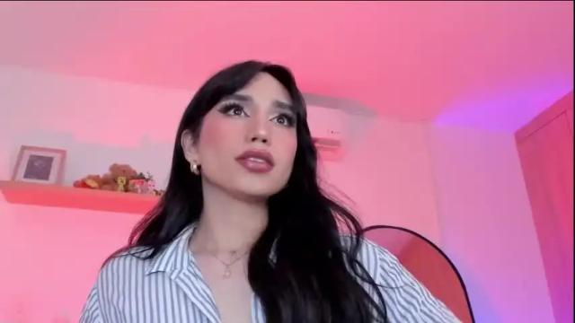 Image 8 of rose__saenz Stream on Chaturbate on 3 months ago
