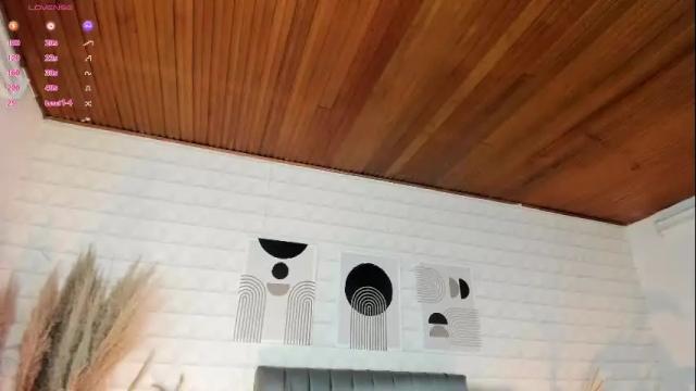Image 2 of rose_barbara Stream on Chaturbate on 1 month ago