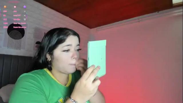 Image 2 of rose_barbara Stream on Chaturbate on 12 days ago