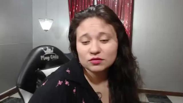 Image 11 of rose_bigbooty_ Stream on Chaturbate on 15 months ago